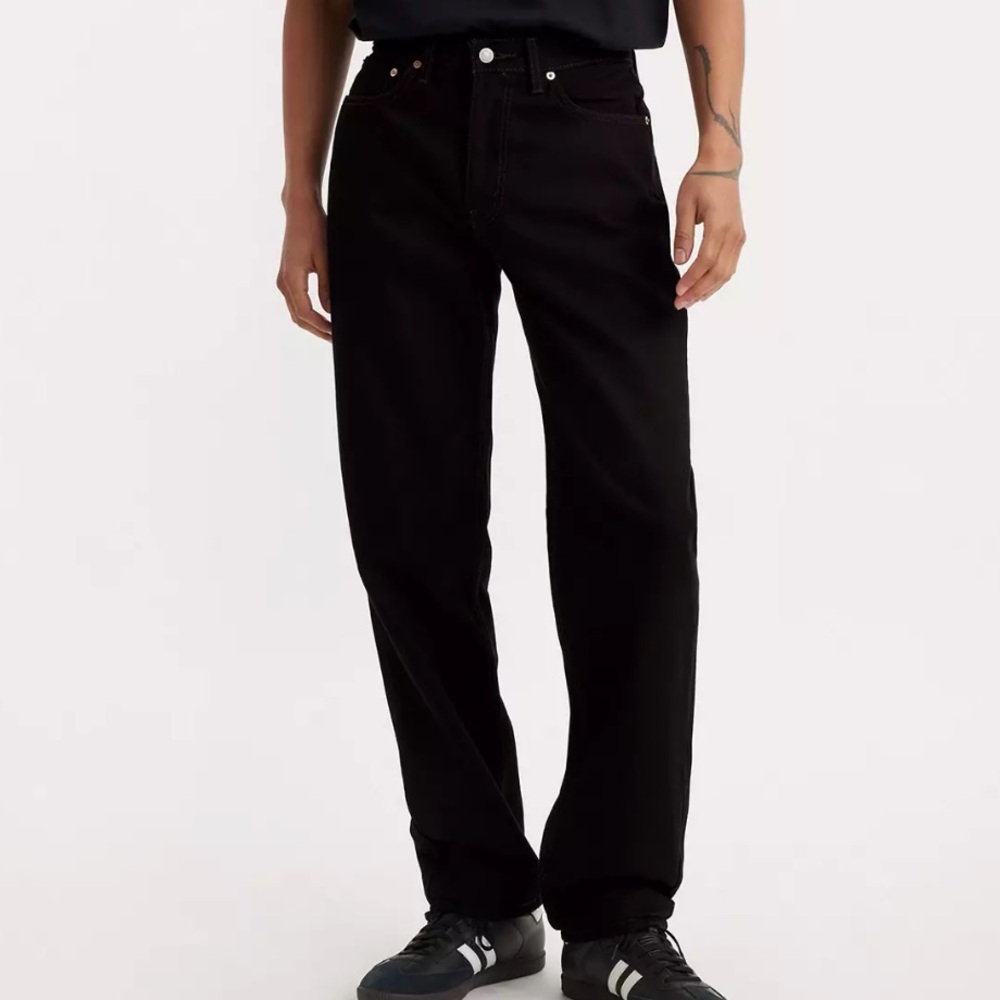 NWT - Levi’s 550 Relaxed Black Jeans 33x34
